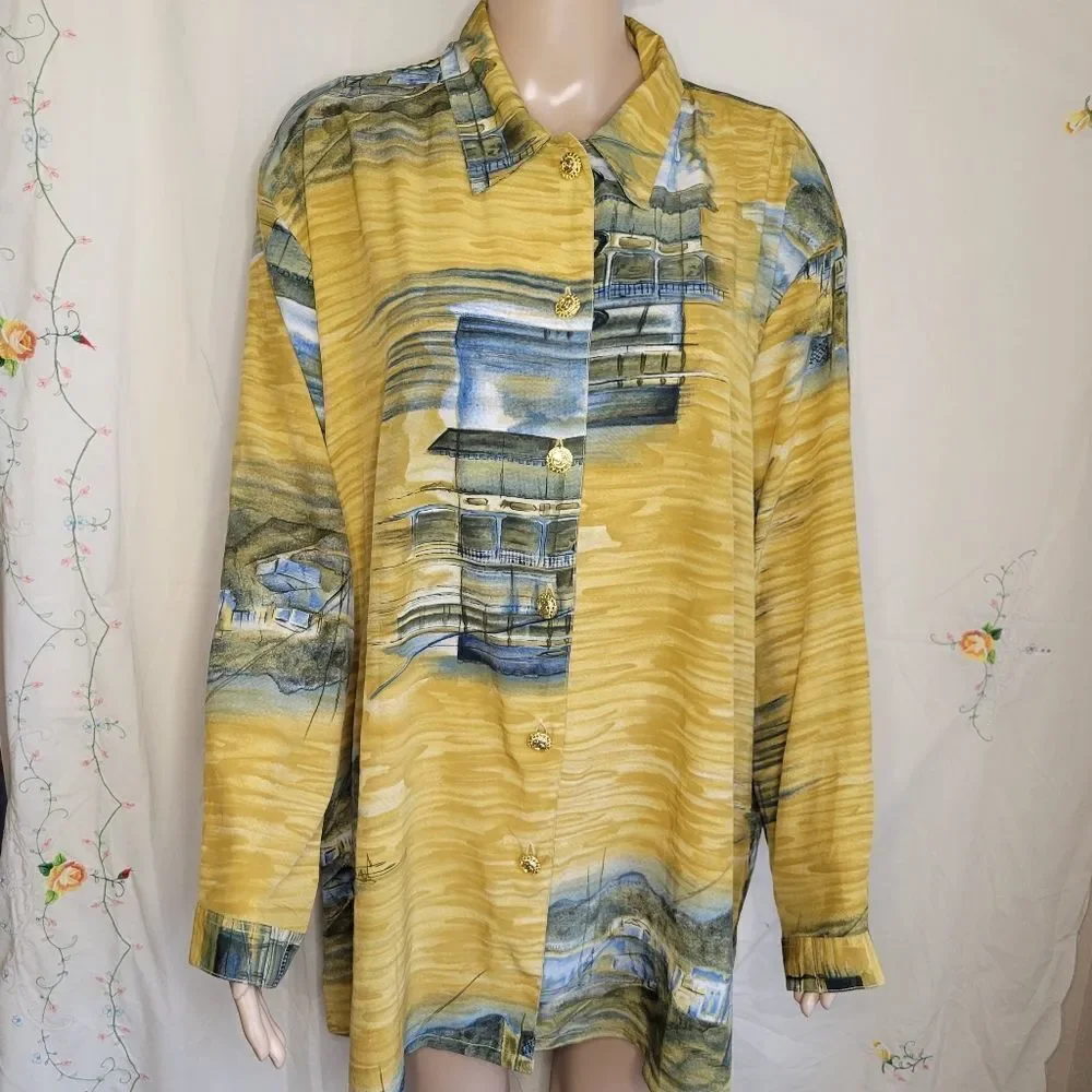 Vintage Wild Thyme oversized long sleeve printed button down shirt. - Picture 12 of 14